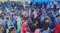 Prayagraj TGT PGT candidates protest