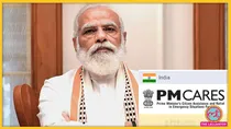 PM CARES फंड में PM Modi की फोटो और नाम के साथ-साथ राष्ट्रीय चिह्नों के प्रयोग पर भी सवाल उठाया गया है.