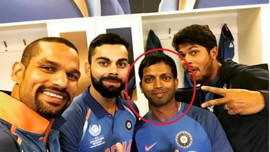 raghu-the-sidearm-throwdown-specialist-of-team-india-support-staff