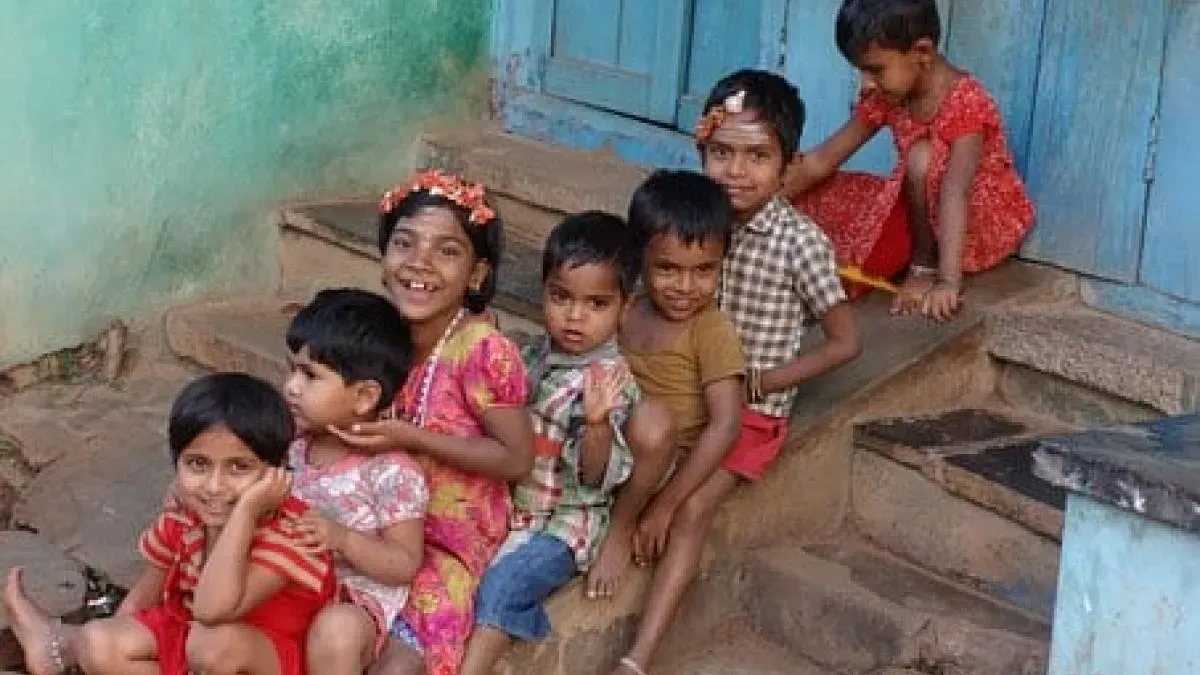 A village school came up with unique initiatives to motivate students in Maharashtra - India Today