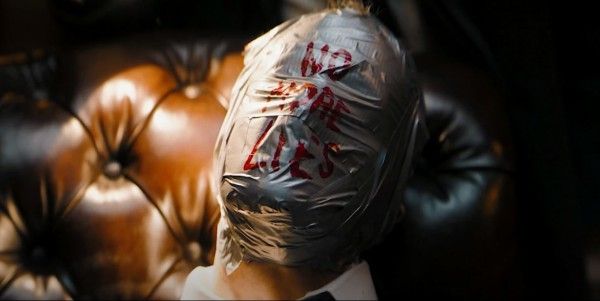 बेशक ‘दी बैटमैन’ एक जासूसी मूवी की तरह प्रमोट की गई है, और बैटमैन और रिडलर को क्रमशः शेर्लोक होम्स और प्रफ़ेसर ज़ेम्स मोरियार्टी की तरह प्रोजेक्ट किया जा रहा है