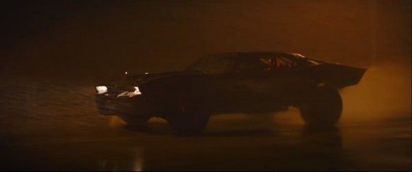 और इन सभी गेजेट्स में एक और चीज़ नई है, कि ये सारे गेजेट्स पुराने, जंक खाए दिखते हैं. क्रिस्टन बेल की तरह चमचमाते नहीं.