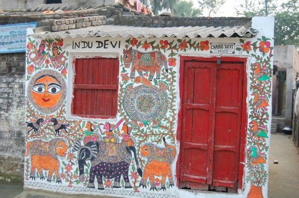 Story of Raja Salhesh depicted on the walls