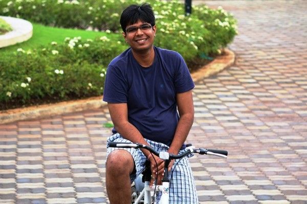 दिव्य प्रकाश दुबे