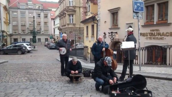 street music prague