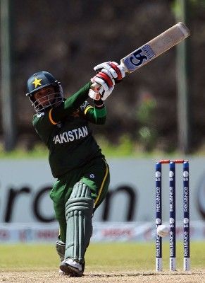 Sana Mir in action