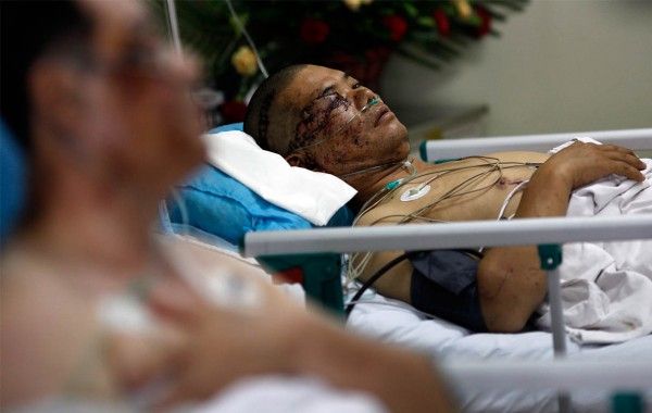 One of the Chinese youth injured in a Muslim clash in Xinjiang