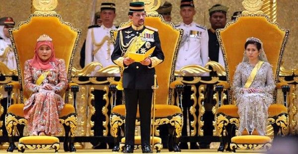 Sultan-Hassanal-Bolkiah-Istana-Nurul-Iman-Palace-2