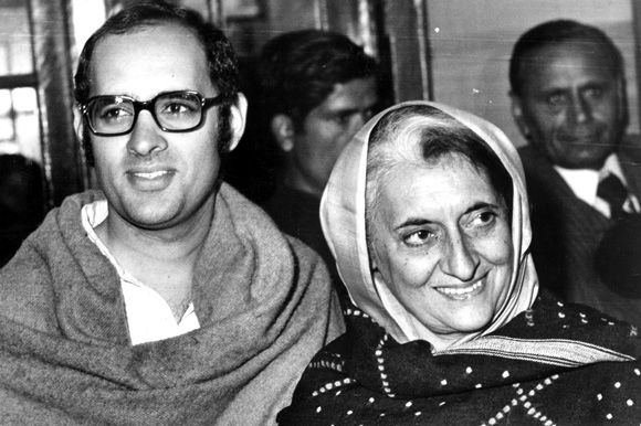 Sanjay Gandhi Indira gandhi