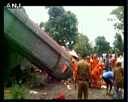 accident pune-mumbai 2