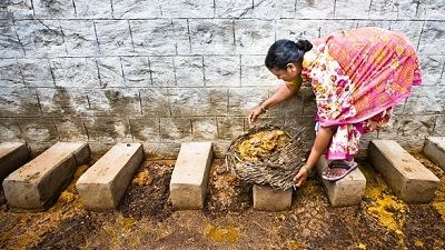 कहा ना, देखना भी मुश्किल है
