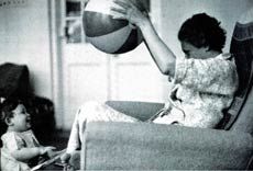 इंदिरा और राहुल की तस्वीर.