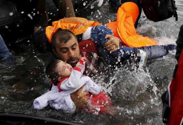 Photo: REUTERS / Yannis Behrakis