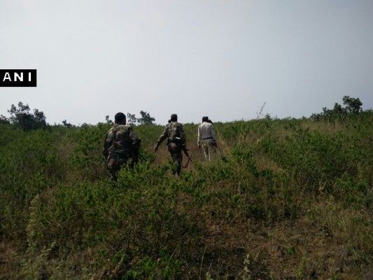 जेल में एक गार्ड को मारने के बाद फरार हुए थे.