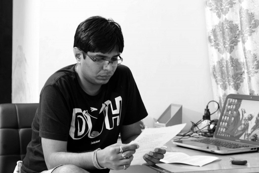 दिव्य प्रकाश दुबे.