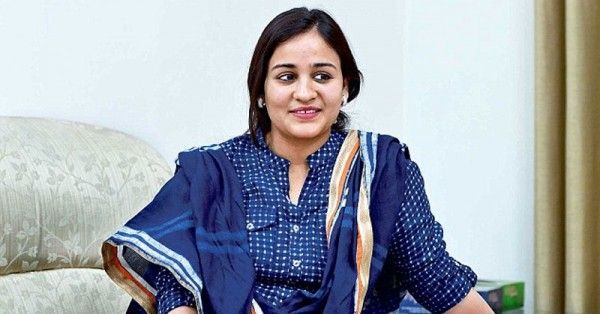 अपर्णा यादव