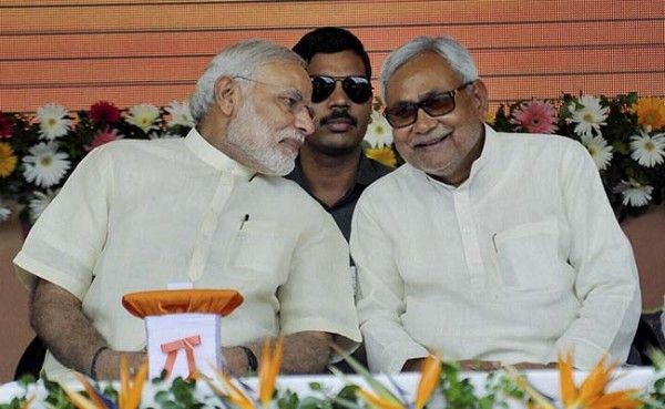 pm-modi-nitish-kumar-smiling_650x400_41437814632