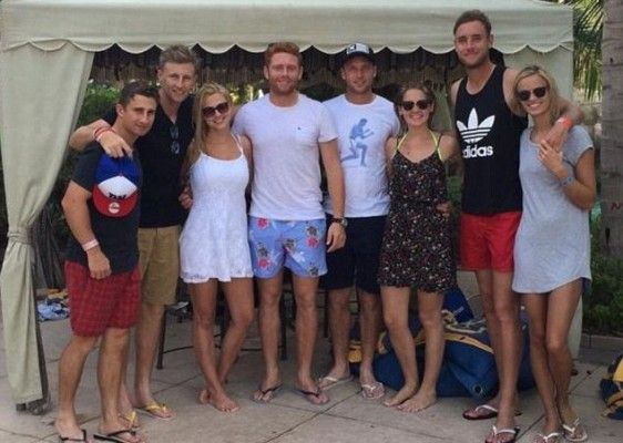 सौजन्य: ट्विटर जो रूट, पुरानी फोटो