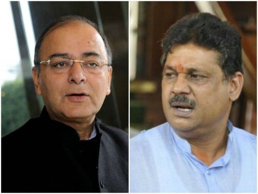 कीर्ति आजाद और अरुण जेटली 