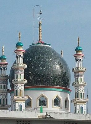 हुस्न बानो का मक़बरा