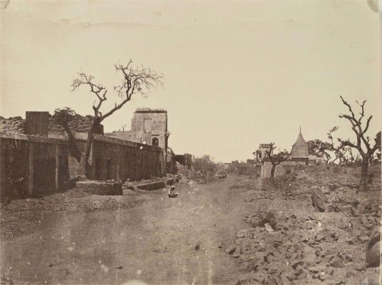 Group-of-Damaged-Buildings-in-Subzi-Mandi,-Delhi-during-Indian-Mutiny---1858