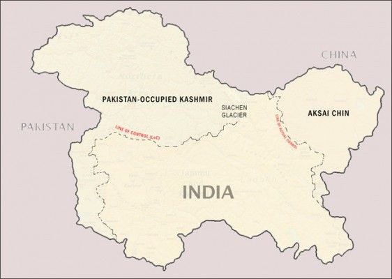 इस नक्शे में 'PAKISTAN-OCCUPIED KASHMIR' के उपर का इलाका गिलगित बल्तिस्तान है