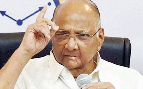 शरद पवार ने चुनाव न लड़ने का फैसला किया है.