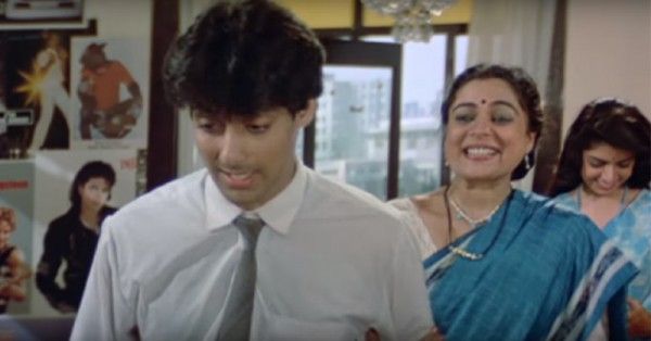 फिल्म मैंने प्यार किया में सलमान, रीमा लागू और भाग्यश्री. (फोटोः राजश्री)