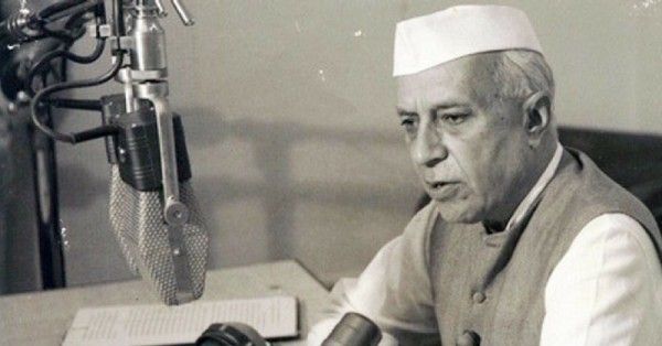 जवाहरलाल नेहरू से गोयनका के अच्छे संबंध थे.