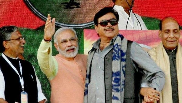 rajnath-singh_916a93b8-3efe-11e7-8704-a81eba362f7d