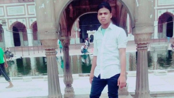 16 साल का जुनैद. 