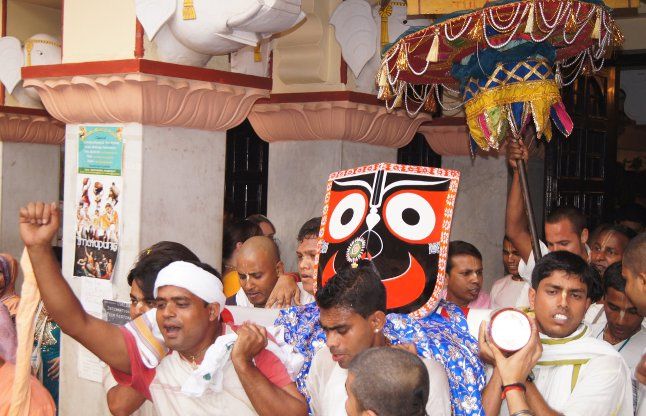 puri-jagannath-yatra-images-55a9e8db3593b_l