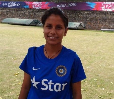 पूनम यादव.