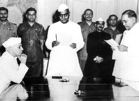 जवाहरलाल नेहरू, राजेंद्र प्रसाद और बीआर अंबेडकर