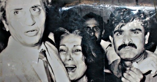 भुट्टो को फांसी दिए जाने की खबर मिलने के बाैद उनकी पत्नी नुसरत