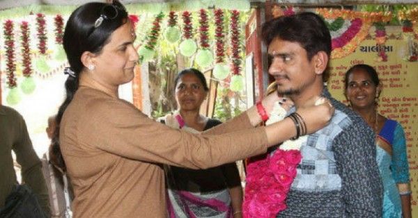 रवि अर्जुन दास हिंगोरानी ने सेक्स चेंज कर प्रेम कुमार से शादी कर ली थी.