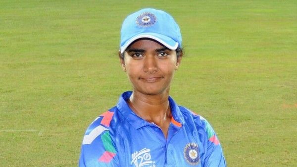 शिखा पांडेय (Source : espncricinfo.com)