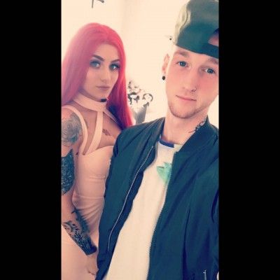 बॉयफ्रेंड के साथ.