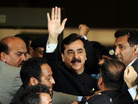 युसूफ रज़ा गिलानी (Source : Express Tribune)