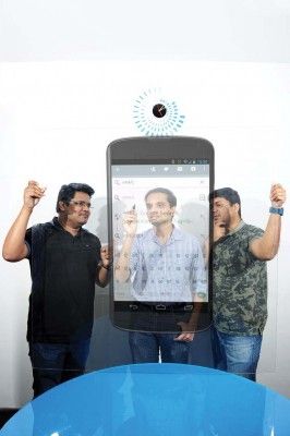 राकेश देशमुख, सुधीर बनगरमबंडी और आकास डोगरे(बाएं से दाएं)