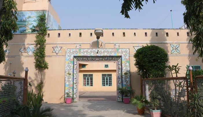 श्रीगंगानगर के गुरुसर मोडिया गांव में बना घर.