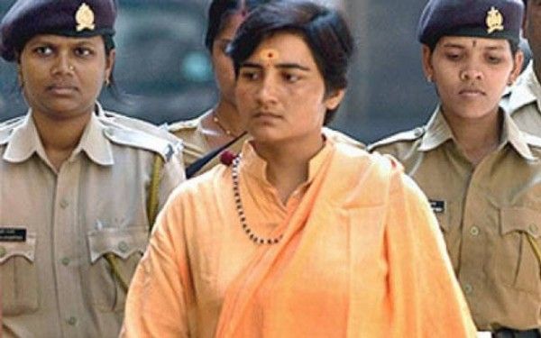 अदालत में पेशी के लिए जाना पड़ता है अभी भी प्रज्ञा सिंह को. फाइल फोटो. 