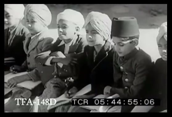 source : travelfilmarchive