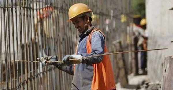 कारखानों के उत्पादन को भी जीडीपी में जोड़ा जाता है. सांकेतिक तस्वीर. 