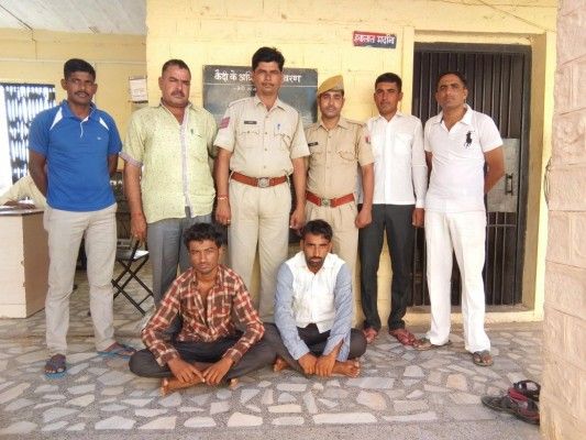 पुलिस की गिरफ्त में शौकत और इलियास