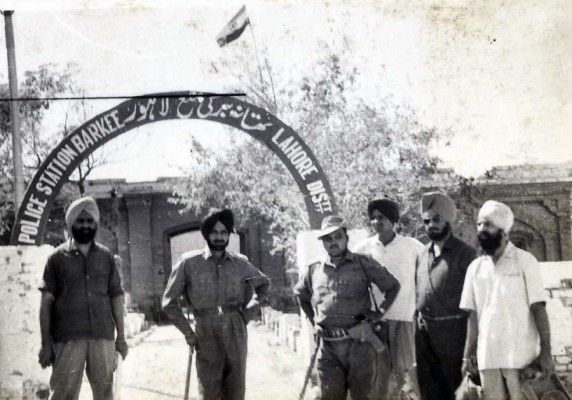 1965 के युद्ध की ऐतिहासिक तस्वीर, जब भारतीय सेना लाहोर पर चढ़ बैठी थी.