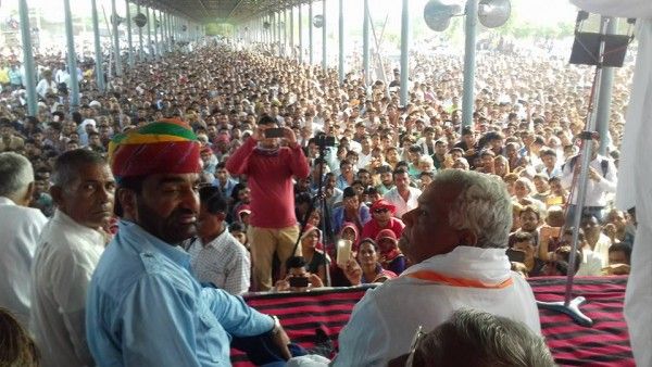 महापड़ाव में हनुमान बेनीवाल और किरोड़ी लाल मीणा 