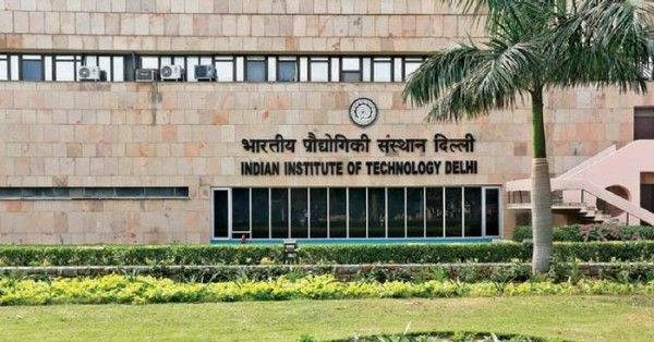IIT हर इंजीनियरिंग करने वाले लड़कों का सपना होता है. 