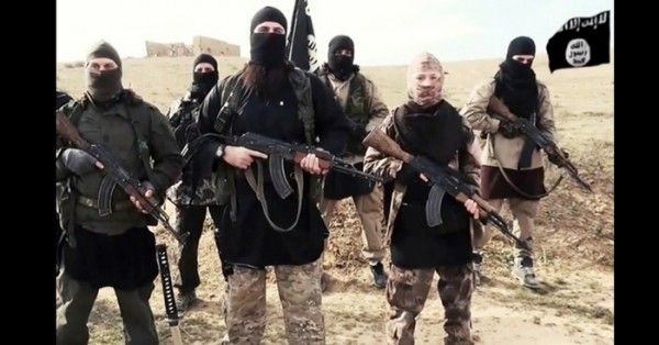 ISIS ने दुनियाभर में मुसलमानों की इमेज ख़राब करने में बहुत अहम भूमिका निभाई है.