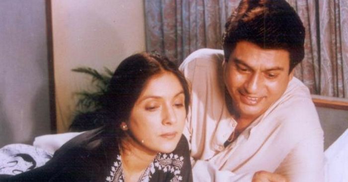 Kanwaljit deserts his wife,played by Neena Gupta